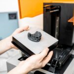 Druk 4D w instalacjach – materiały zmieniające kształt pod wpływem czynników zewnętrznych