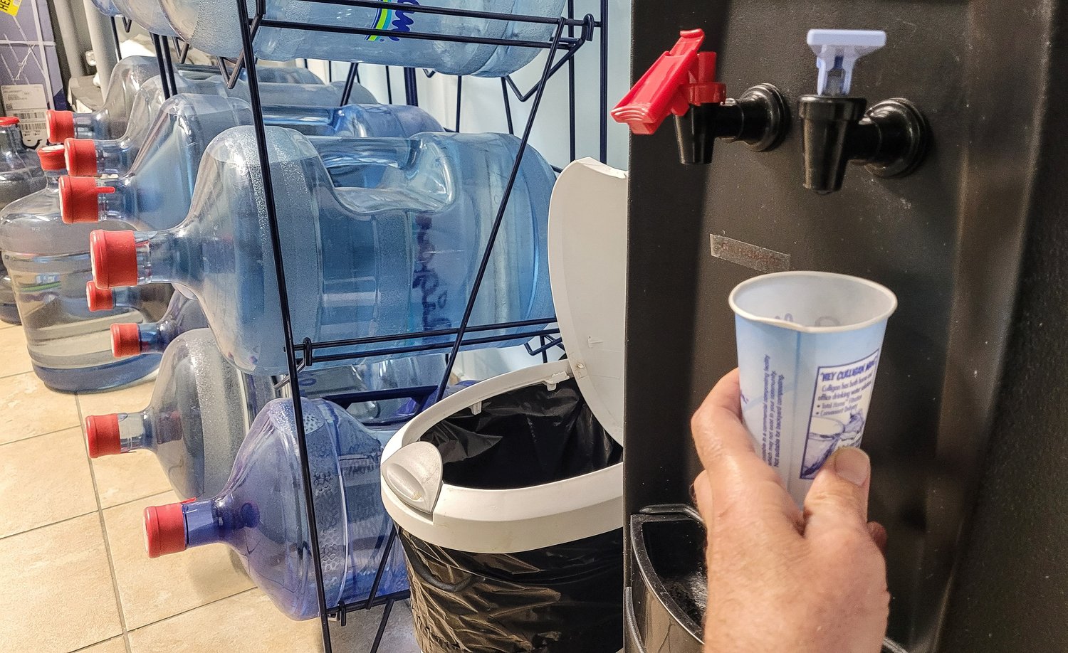 Mikroplastik w instalacjach wodnych – metody filtracji i eliminacji