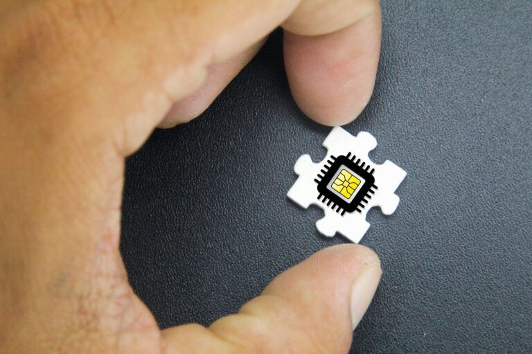 Piezoelektryczne systemy zasilania IoT – energia z wibracji