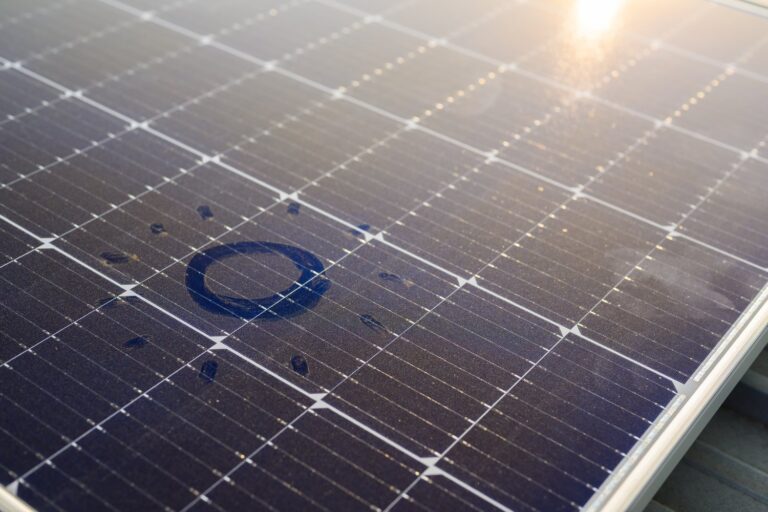 Dlaczego instalacja solarna nie działa efektywnie – najczęstsze problemy