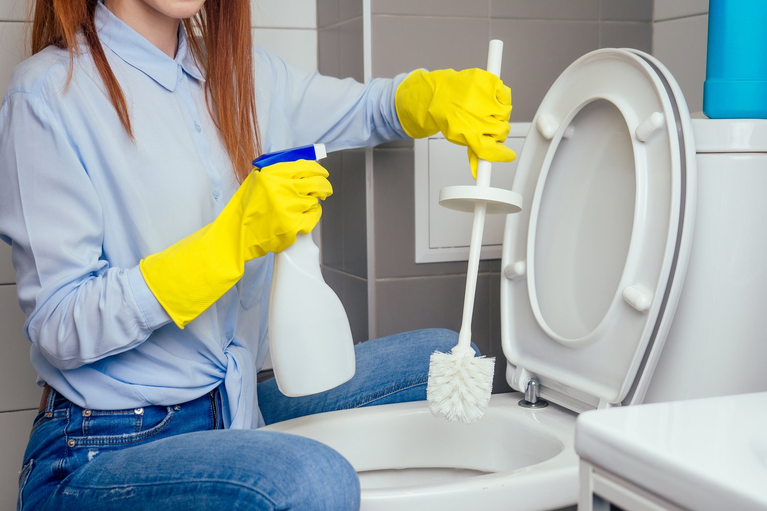 Jak usunąć kamień z armatury łazienkowej – skuteczne sposoby