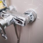 Jak wymienić zawór bezpieczeństwa w bojlerze – poradnik