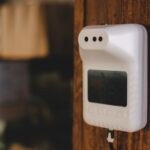 Bezprzewodowe czujniki jakości powietrza – jak monitorować klimat w całym domu