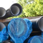 Jak wybrać odpowiednie rury PVC klejone do instalacji wodociągowych