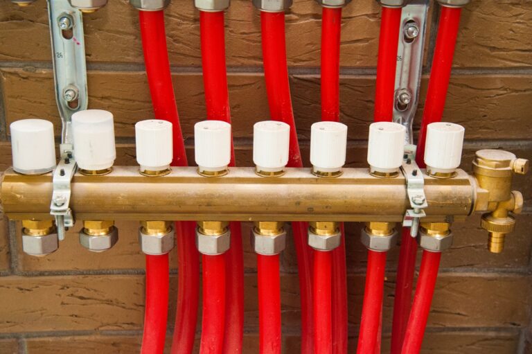 Jak prawidłowo wybrać rurę PEX 32 mm do instalacji wodnej w domu