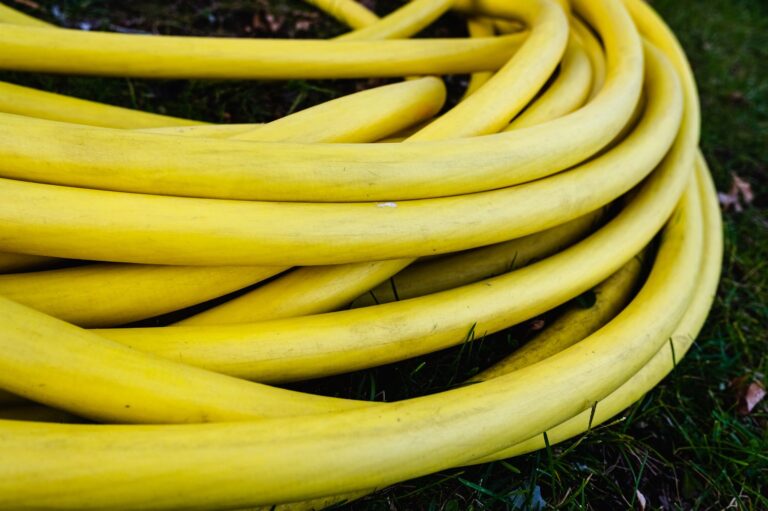 Jak wybrać odpowiednią rurę PE do instalacji gazowych w budynkach mieszkalnych